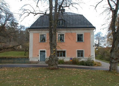 tumba hus 23.40.jpg